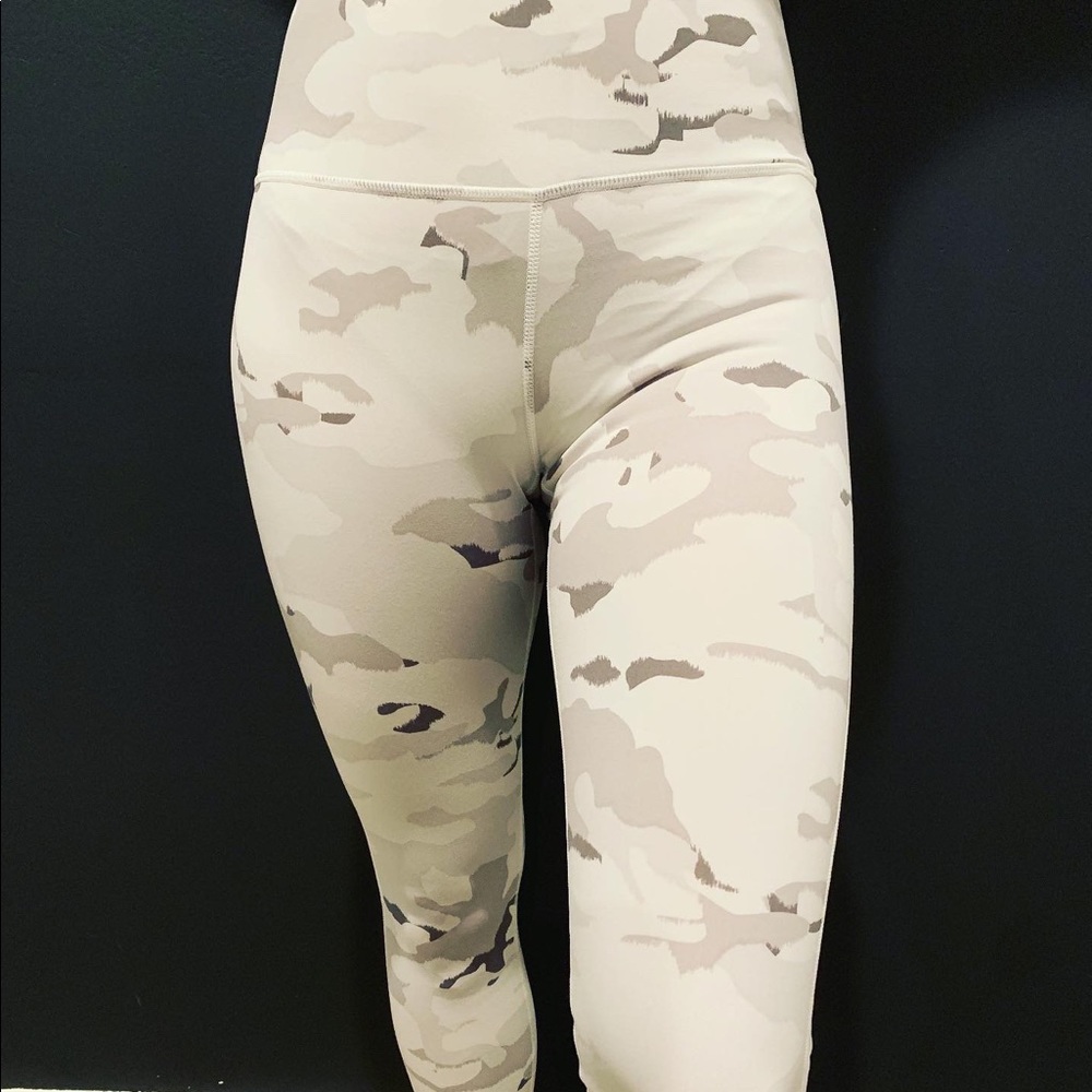 Snow Camo Highwaist Leggings